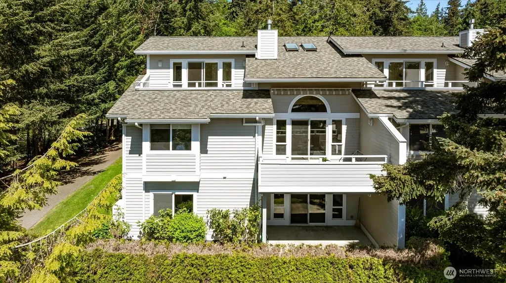 5653 Useless Bay Avenue Langley WA 98260