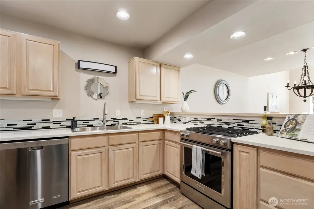 5653 Useless Bay Avenue Langley WA 98260