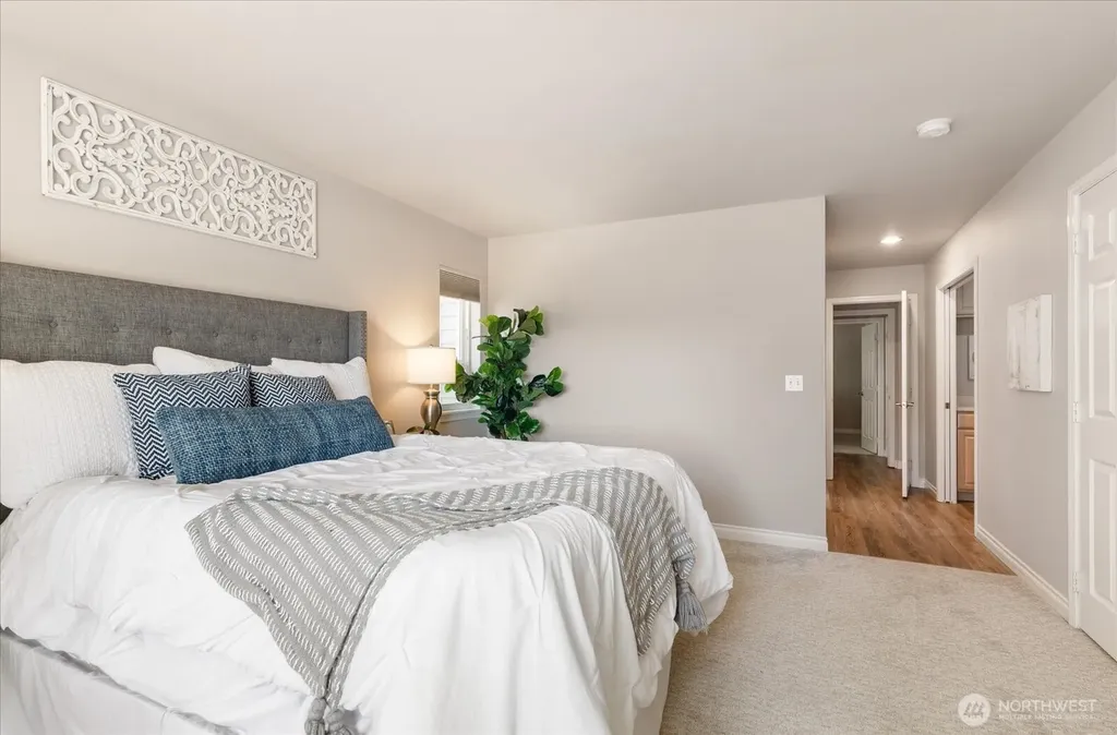 5653 Useless Bay Avenue Langley WA 98260