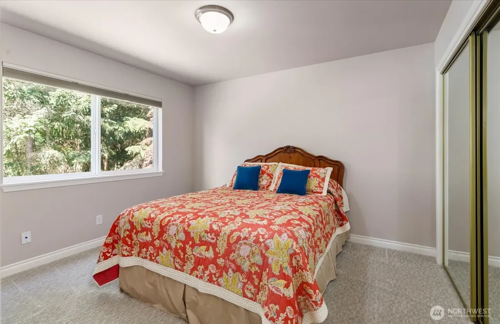5653 Useless Bay Avenue Langley WA 98260