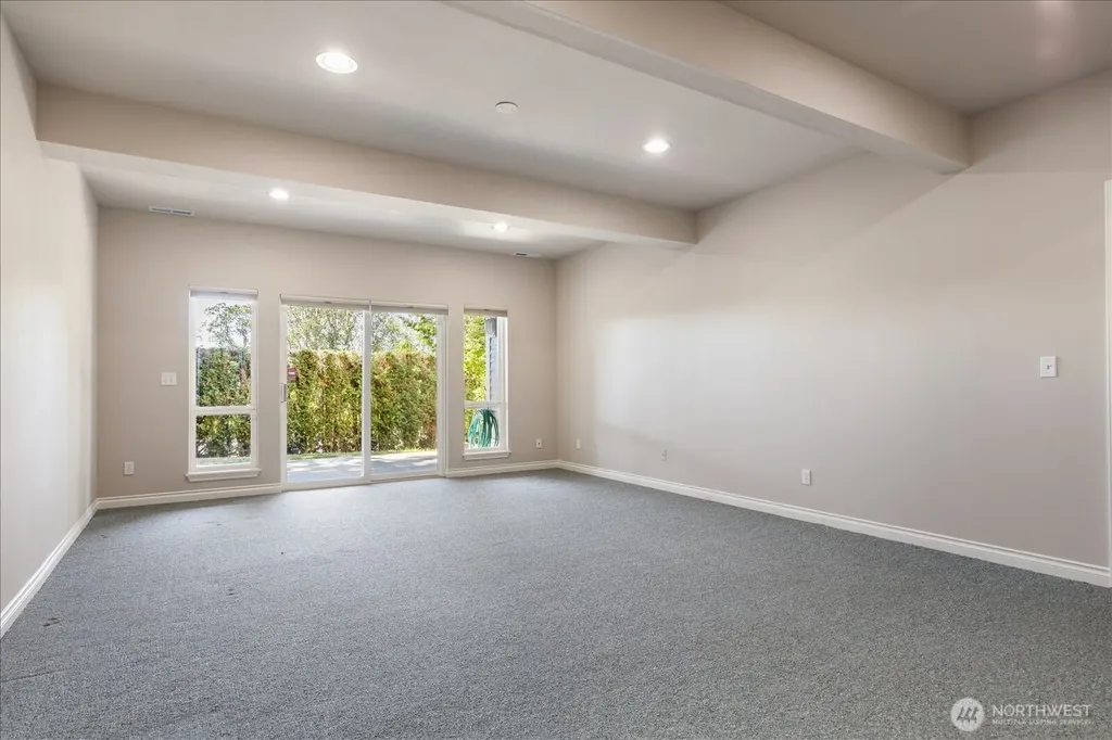5653 Useless Bay Avenue Langley WA 98260