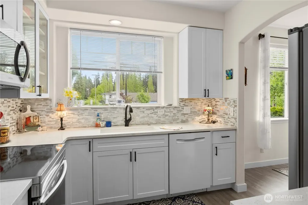 7009 196th Street SW Lynnwood WA 98036