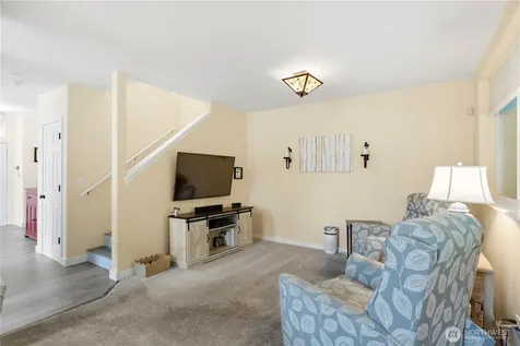 7009 196th Street SW Lynnwood WA 98036