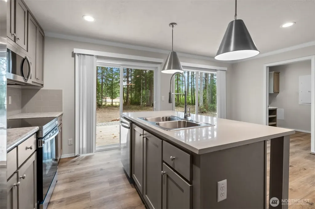 34517 8th Avenue Ct E Roy WA 98580