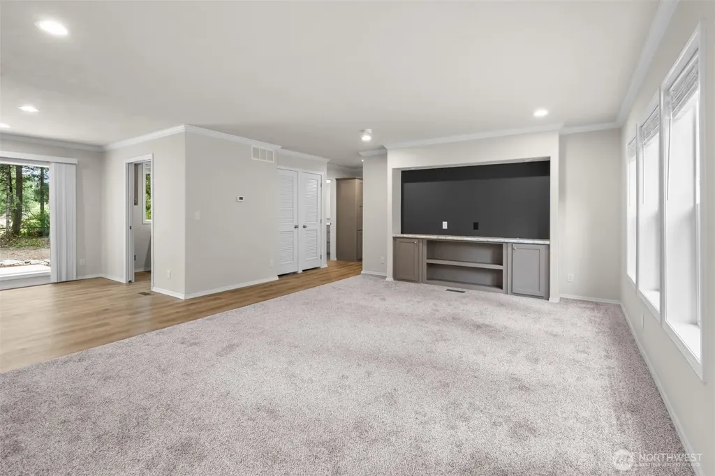 34517 8th Avenue Ct E Roy WA 98580