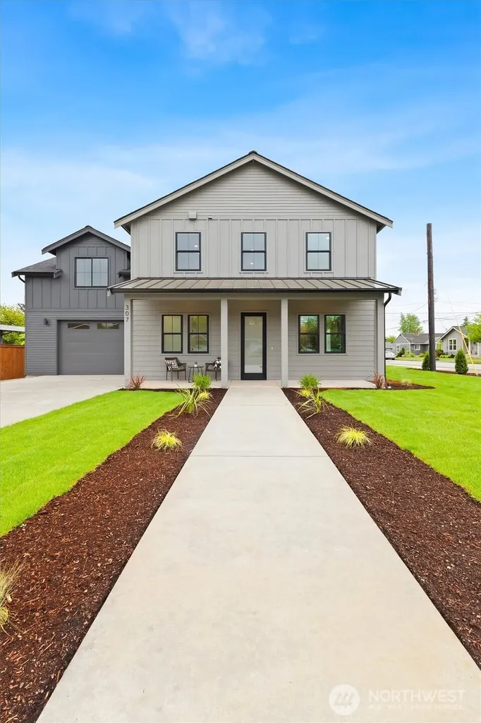 307 S 17th Street Lynden WA 98264