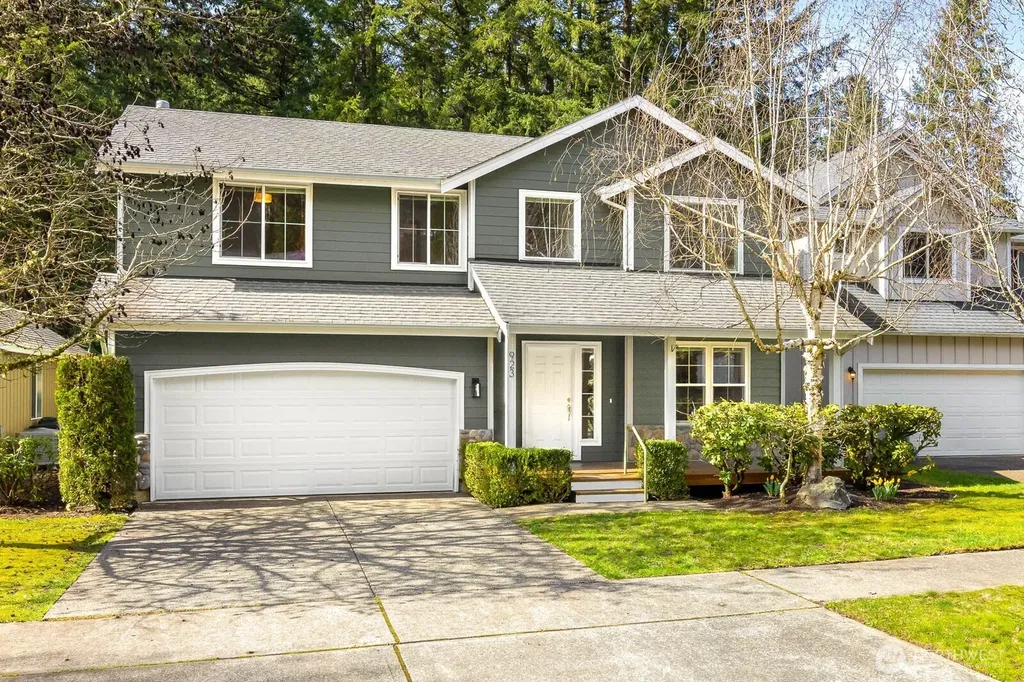 923 Sarah Ct NW Olympia WA 98502