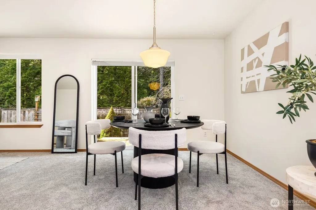 923 Sarah Ct NW Olympia WA 98502