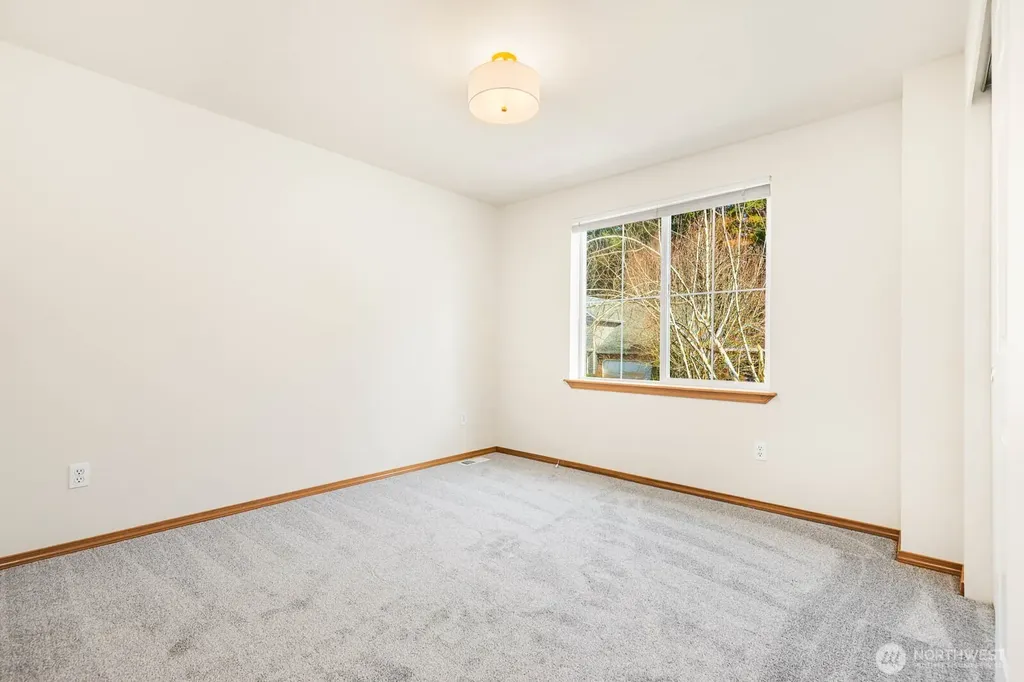 923 Sarah Ct NW Olympia WA 98502