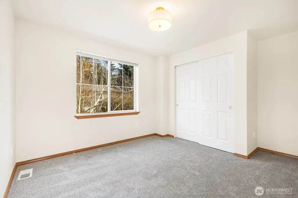 923 Sarah Ct NW Olympia WA 98502