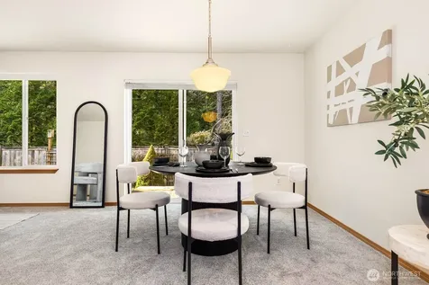 923 Sarah Ct NW Olympia WA 98502