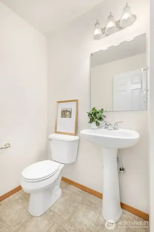 923 Sarah Ct NW Olympia WA 98502
