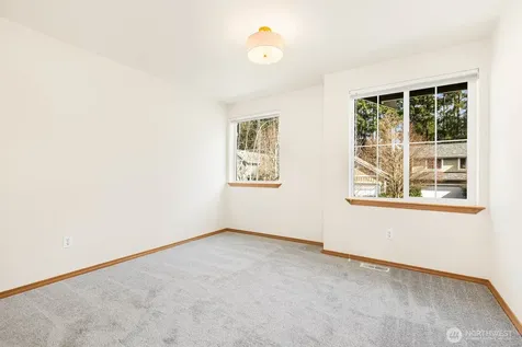 923 Sarah Ct NW Olympia WA 98502