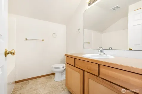 923 Sarah Ct NW Olympia WA 98502