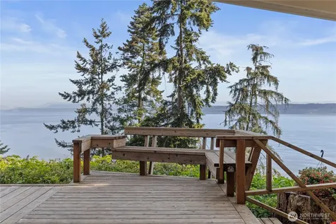 2659 S East Camano Drive Camano Island WA 98282