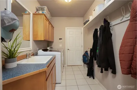 2103 13th Street SW Puyallup WA 98371