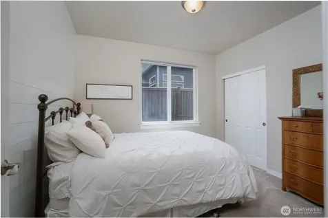 2103 13th Street SW Puyallup WA 98371