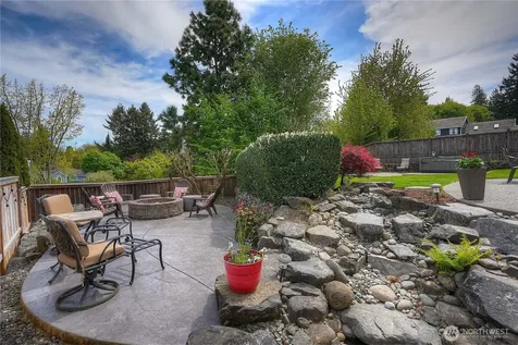2103 13th Street SW Puyallup WA 98371