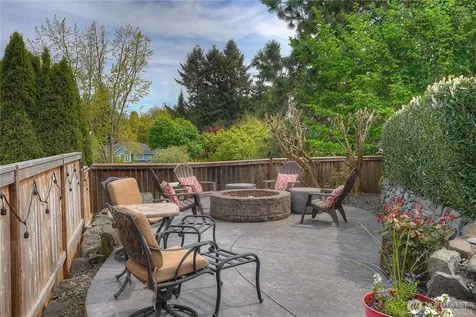 2103 13th Street SW Puyallup WA 98371