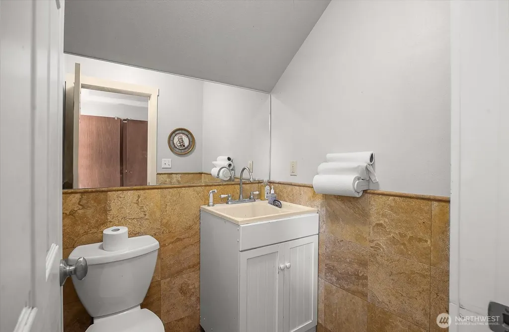 5333 Bercot Road Freeland WA 98249