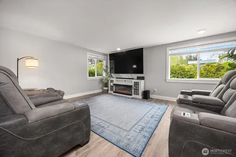 5333 Bercot Road Freeland WA 98249