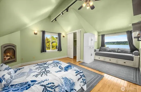 5333 Bercot Road Freeland WA 98249
