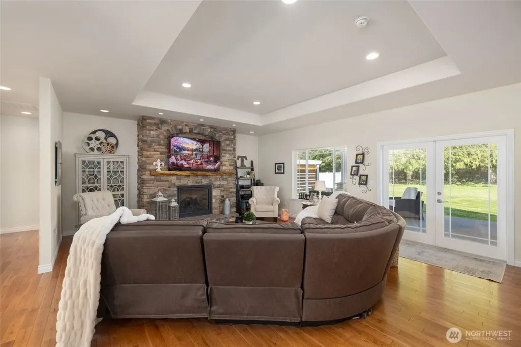 13837 Bay View Road Mount Vernon WA 98273