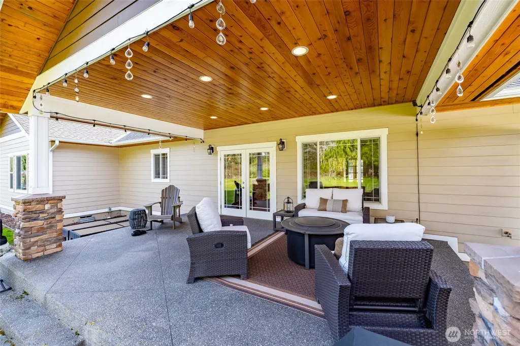 13837 Bay View Road Mount Vernon WA 98273