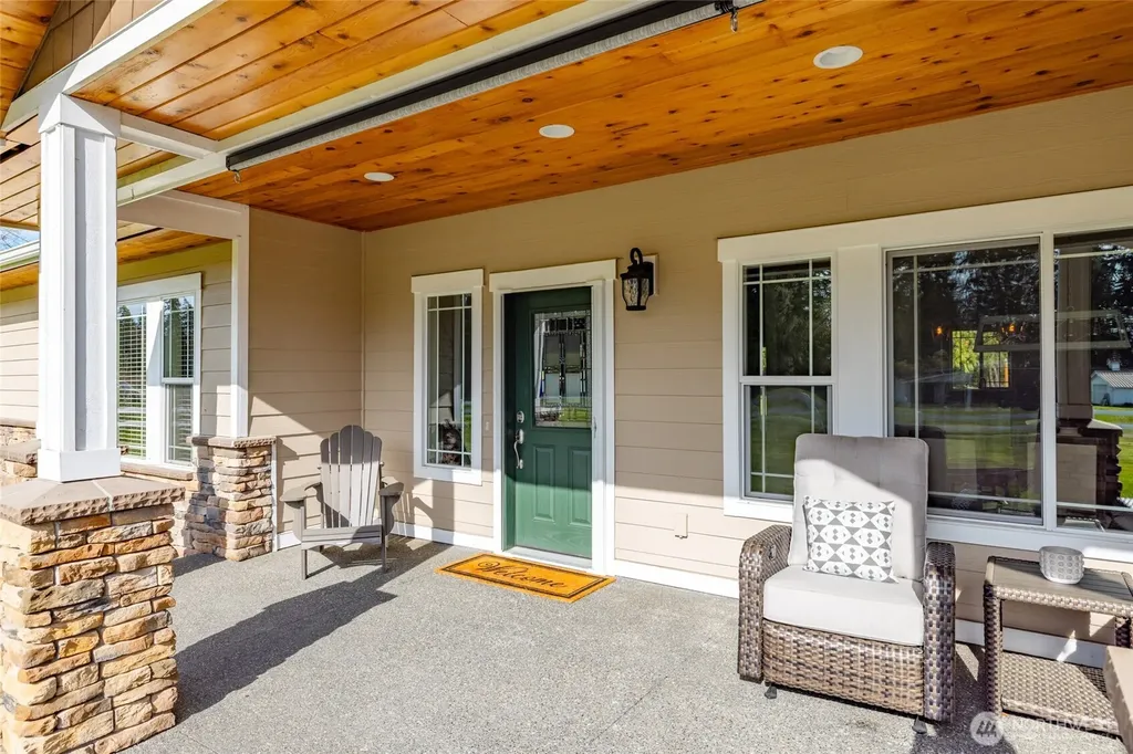13837 Bay View Road Mount Vernon WA 98273