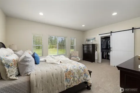 13837 Bay View Road Mount Vernon WA 98273