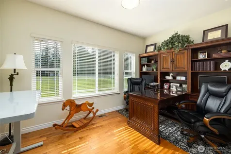 13837 Bay View Road Mount Vernon WA 98273