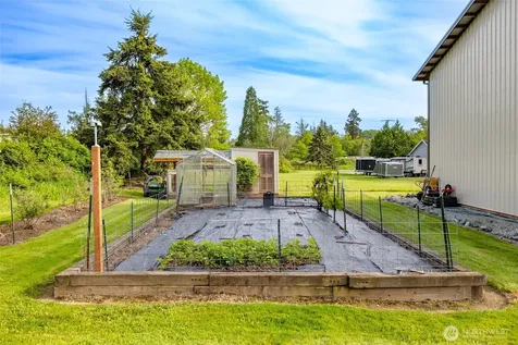 13837 Bay View Road Mount Vernon WA 98273