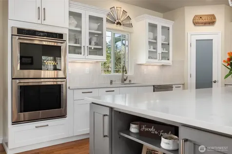 13837 Bay View Road Mount Vernon WA 98273