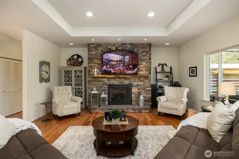 13837 Bay View Road Mount Vernon WA 98273