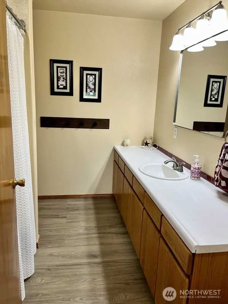 1369 State Route 6 Chehalis WA 98532