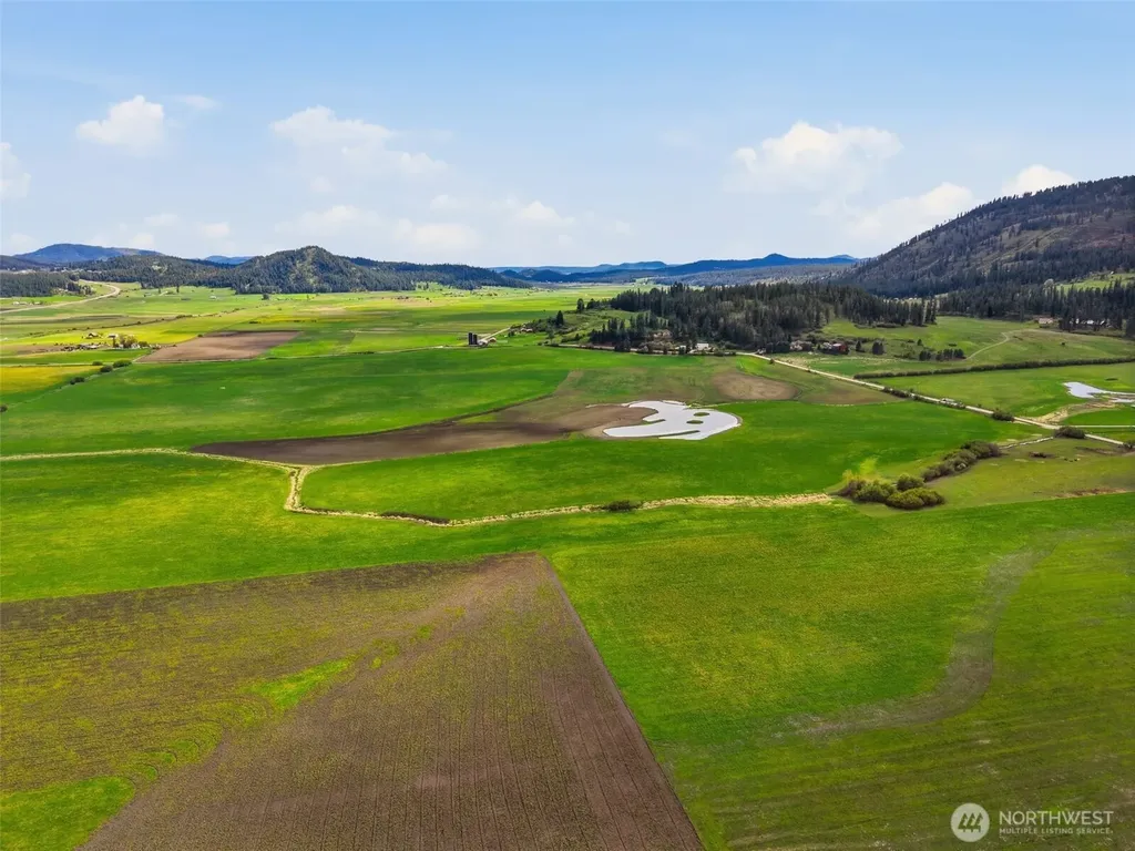 25 Heine Road Chewelah WA 99109