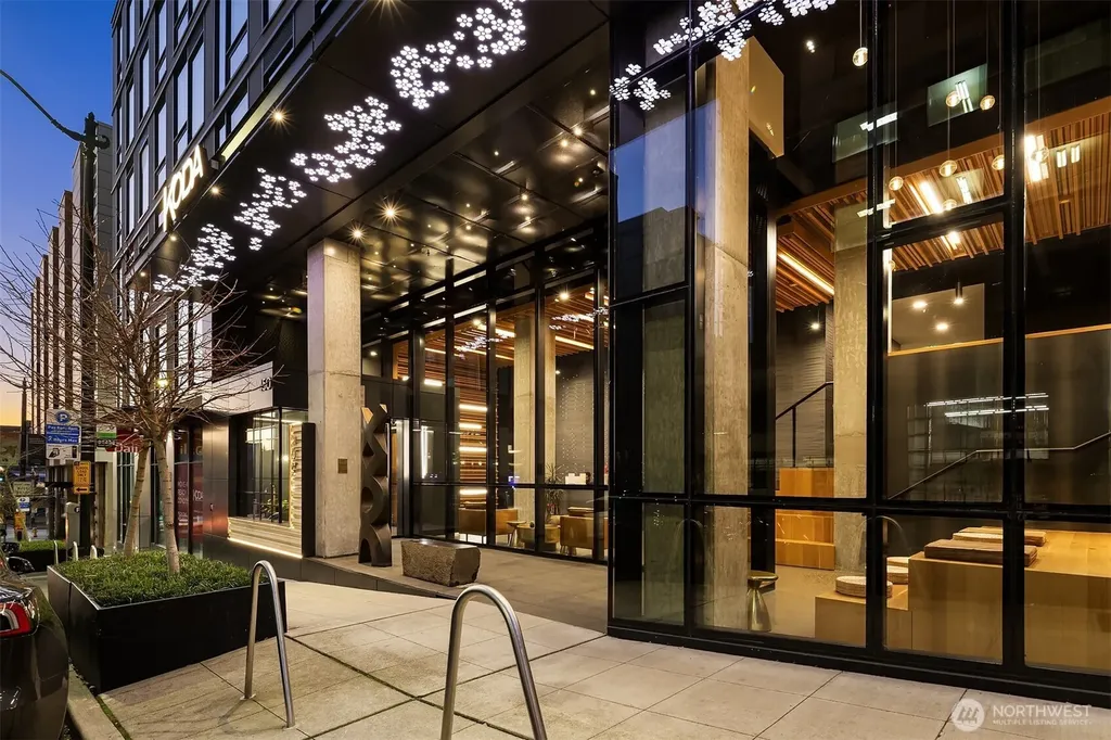 450 S Main Street Seattle WA 98104