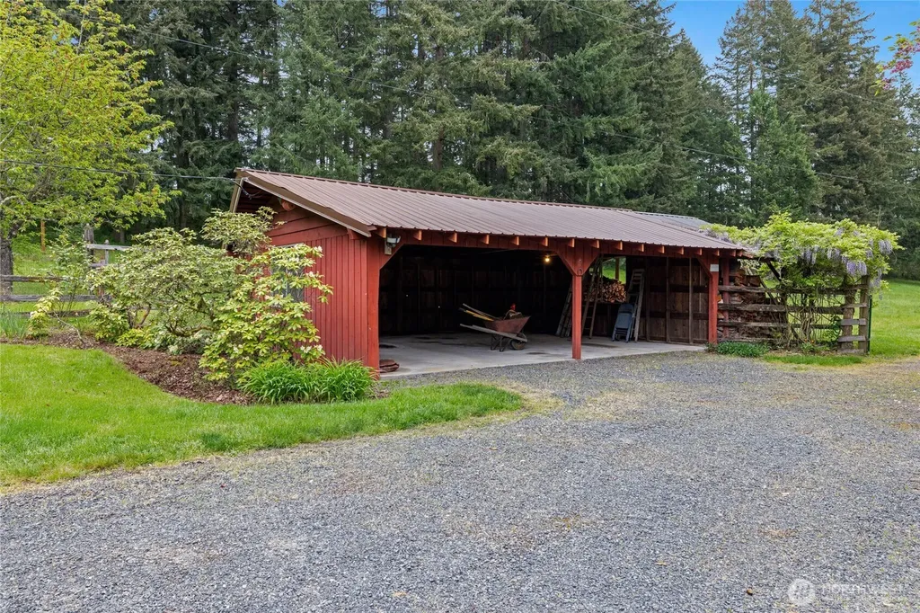 12915 412th St E Eatonville WA 98328