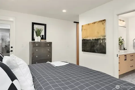 1457 22nd Avenue Seattle WA 98122