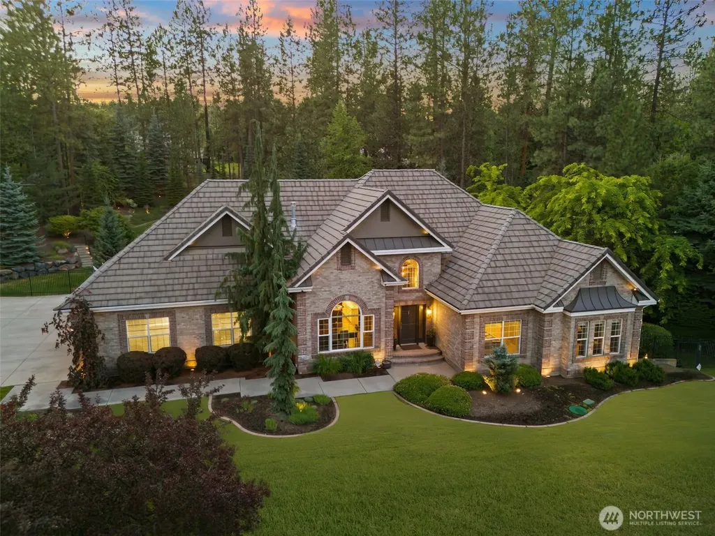 1611 E Heritage Lane Spokane WA 99208