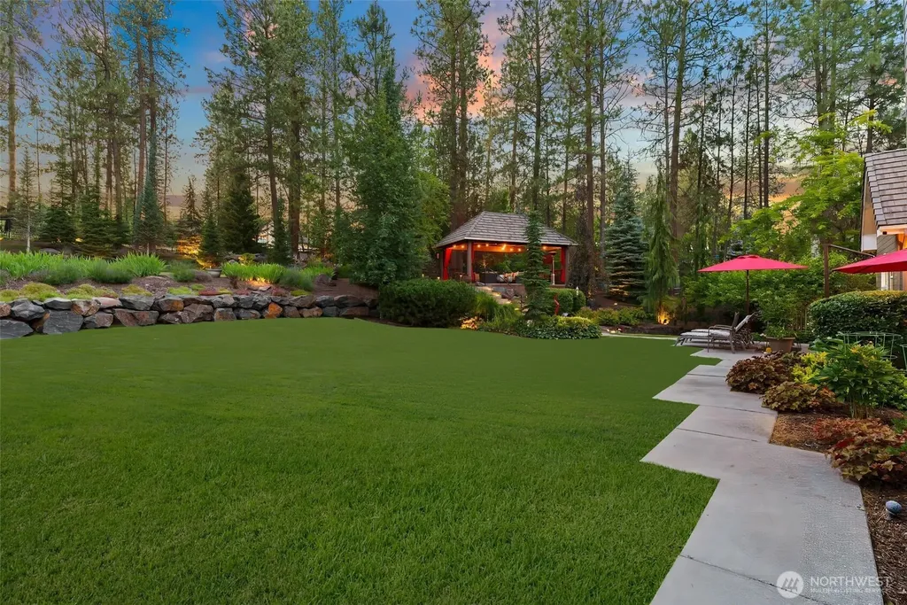 1611 E Heritage Lane Spokane WA 99208