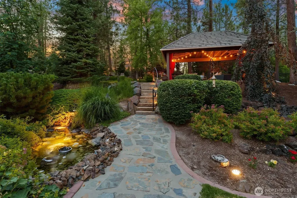1611 E Heritage Lane Spokane WA 99208