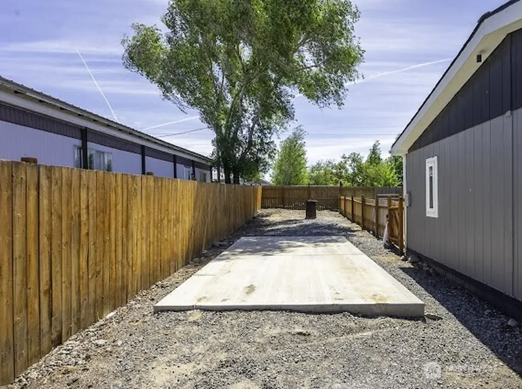 10369 Northern Avenue NE Coulee City WA 99115