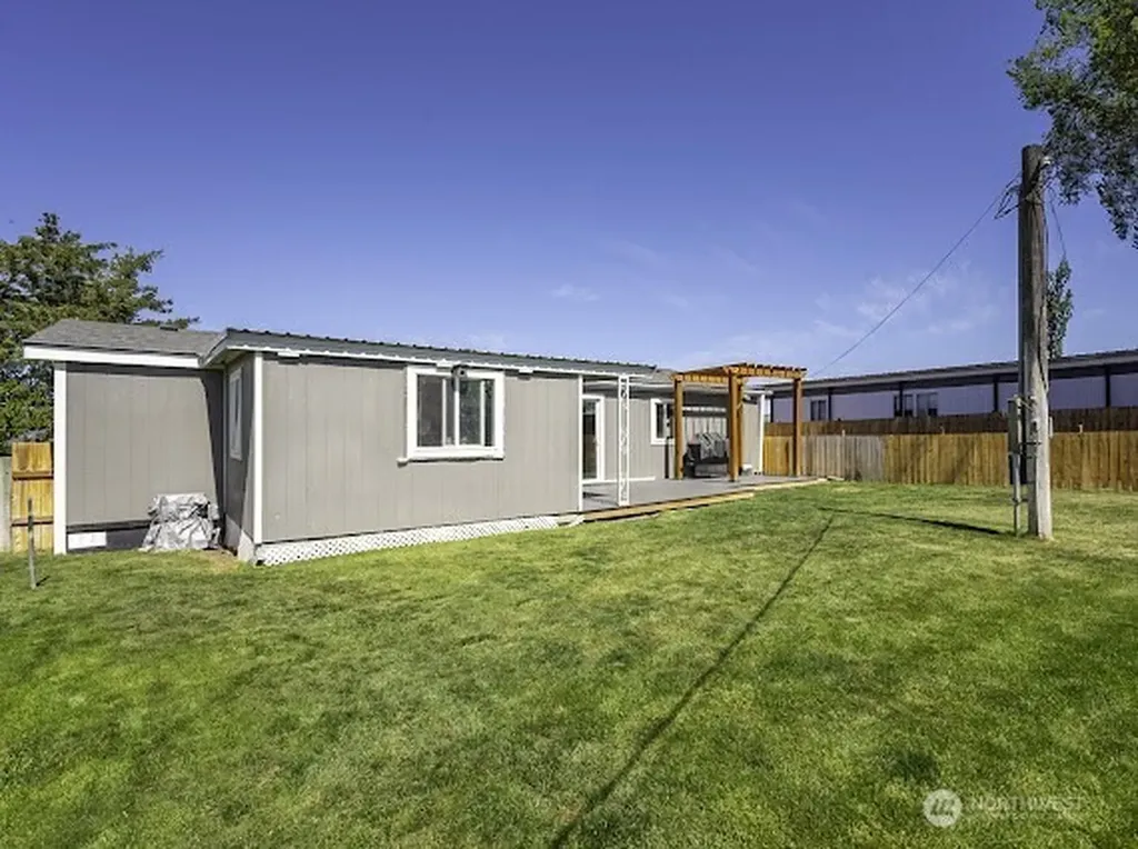 10369 Northern Avenue NE Coulee City WA 99115
