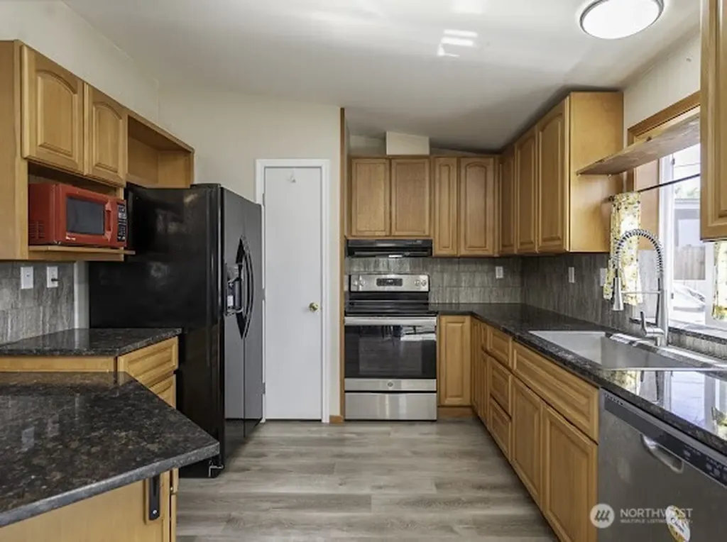 10369 Northern Avenue NE Coulee City WA 99115