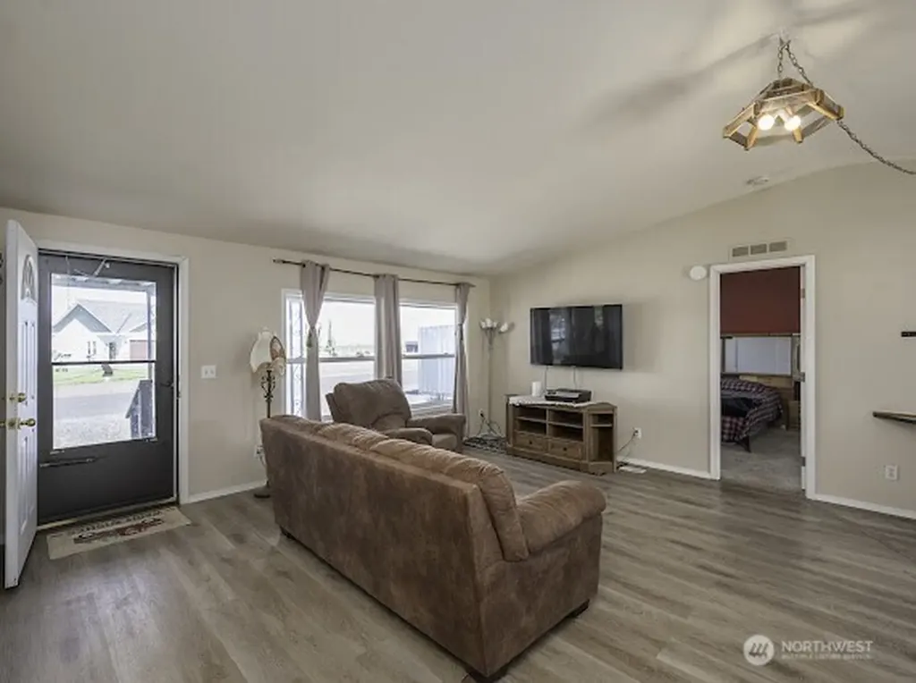10369 Northern Avenue NE Coulee City WA 99115