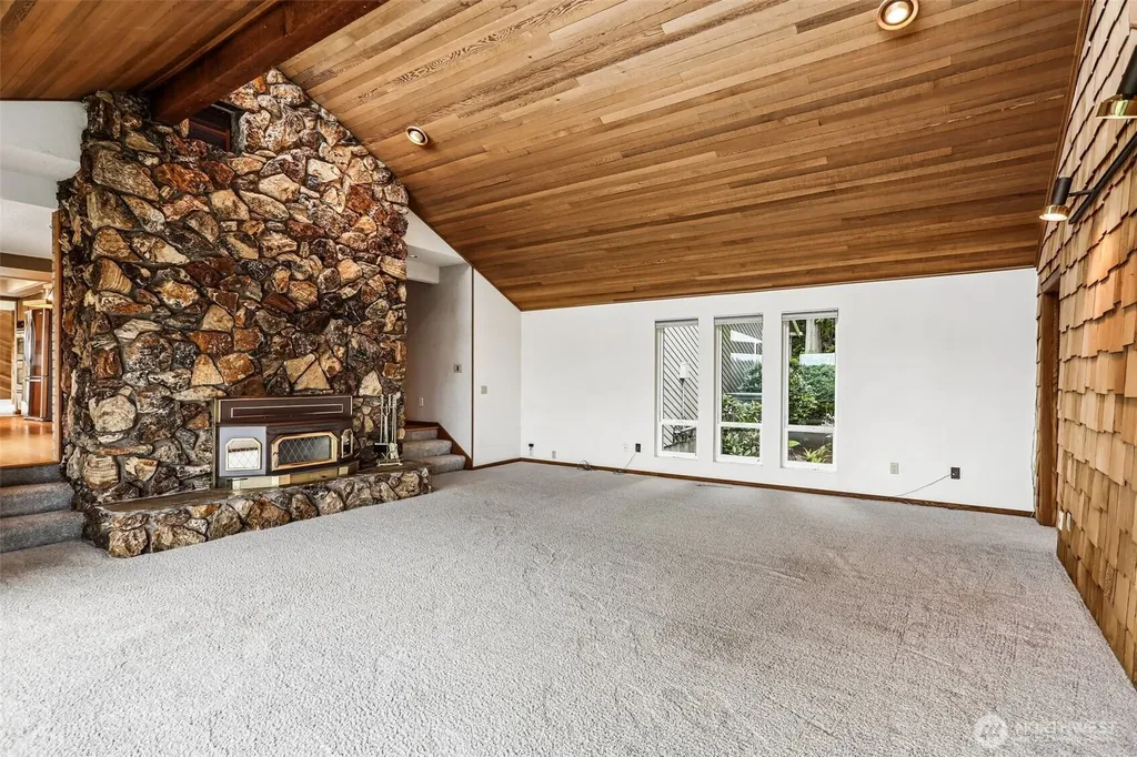 20219 SE 344th Street Auburn WA 98092