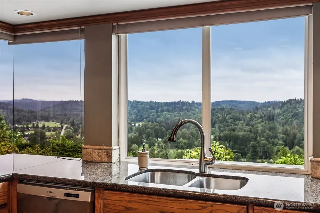 20219 SE 344th Street Auburn WA 98092