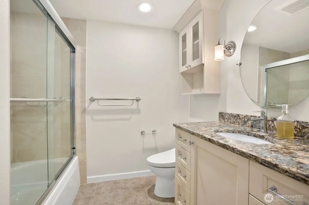 102 State Street S Kirkland WA 98033