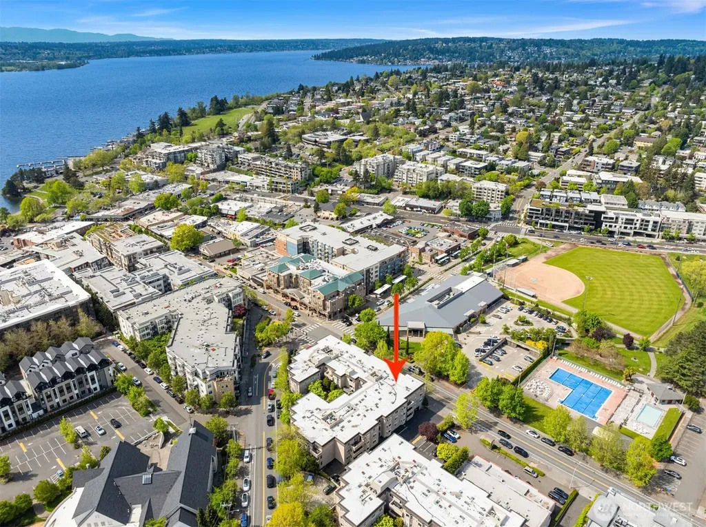 102 State Street S Kirkland WA 98033